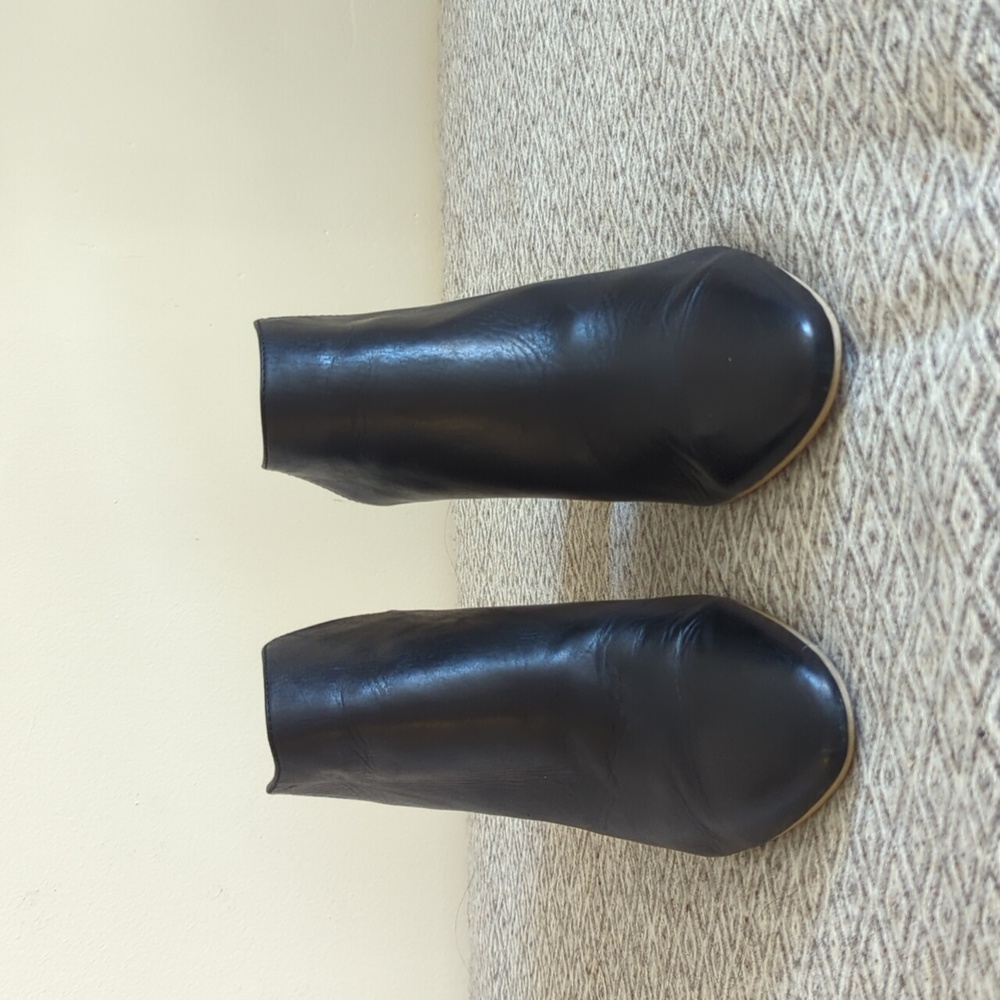 Dolce Vida Mule, 7.5US, 4" block heel, black and patterned leather
